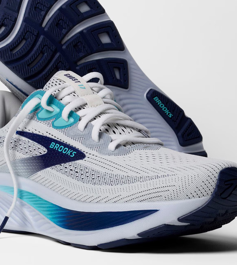 GHOST 17 Lace Up Running Shoes