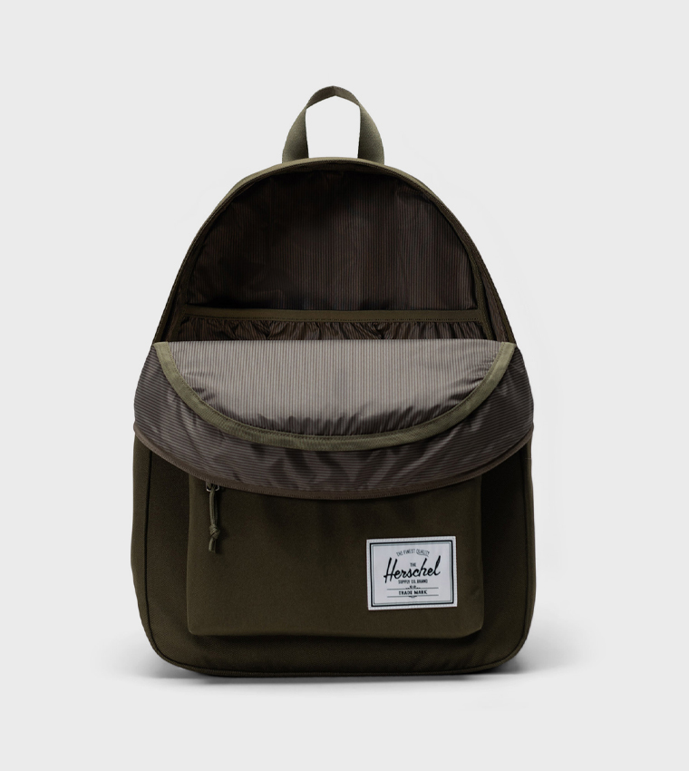 حقيبة ظهر كلاسيك بجيب أمامي