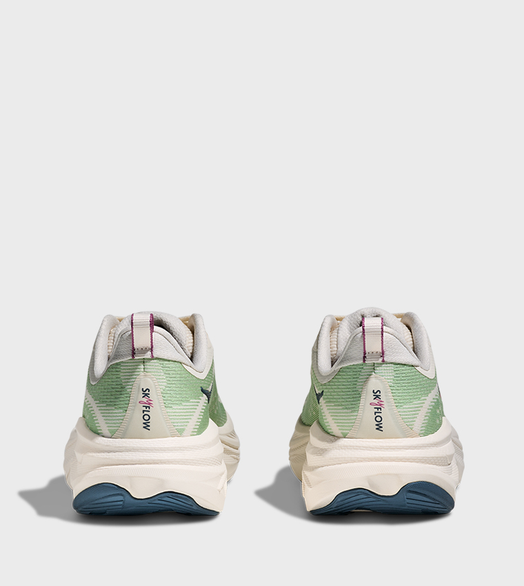 SKYFLOW Textured Running Shoes