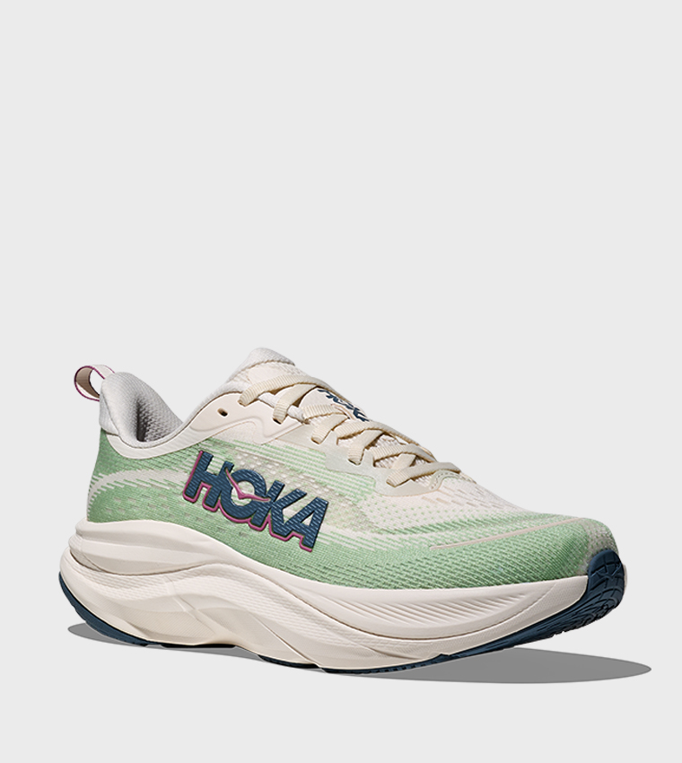 SKYFLOW Textured Running Shoes