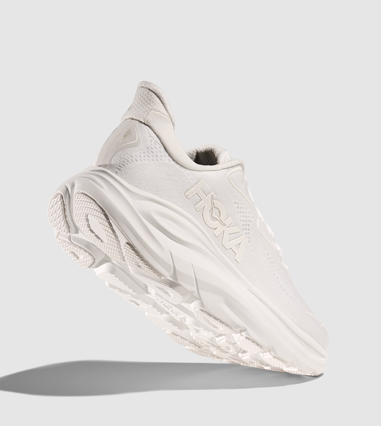 حذاء جري كليفتون 10