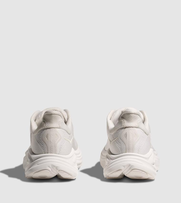 حذاء جري كليفتون 10