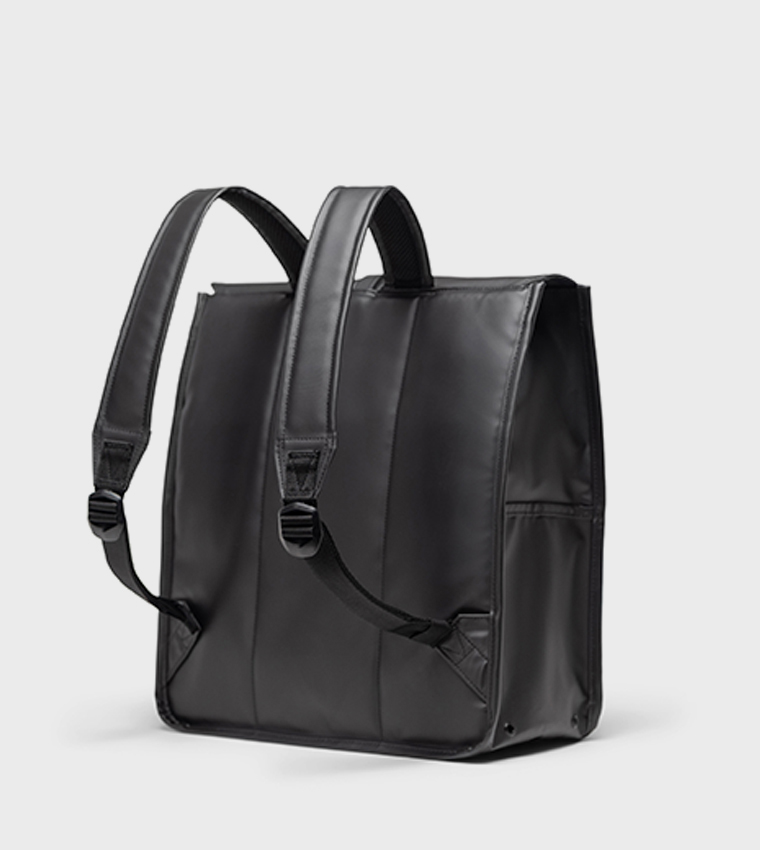 CITY Flap Buckle Closure Backpack