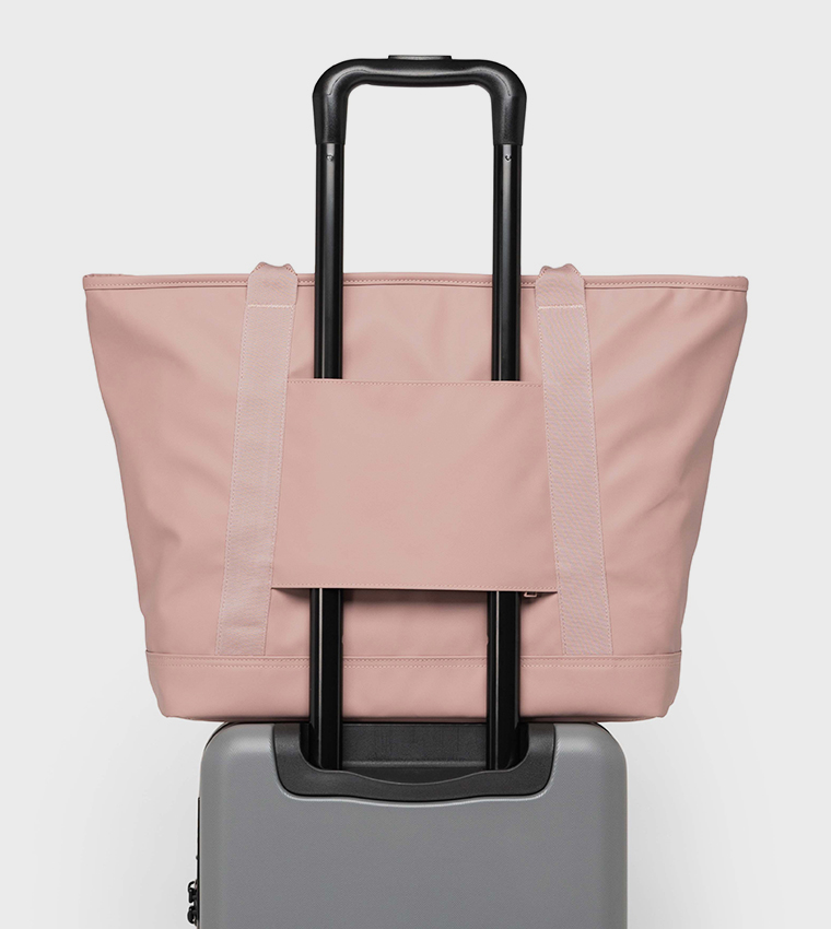 ALBERNI Textured Tote Bag