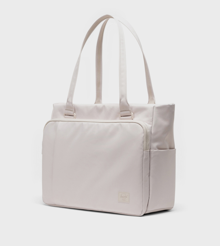 شنطة توت كاسلو