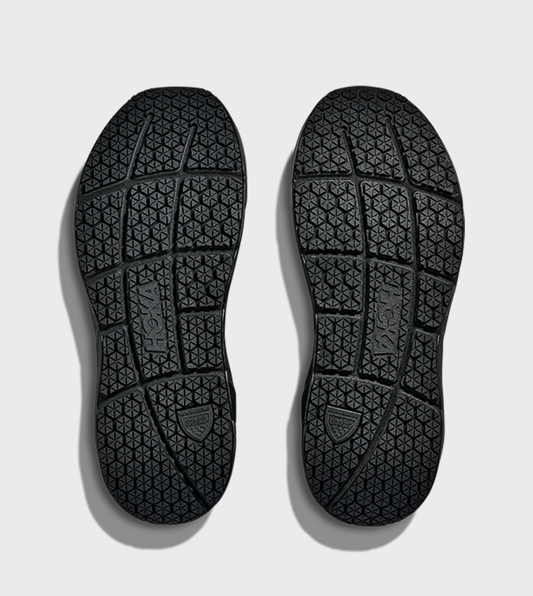 ARAHI SR Textured Running Shoes