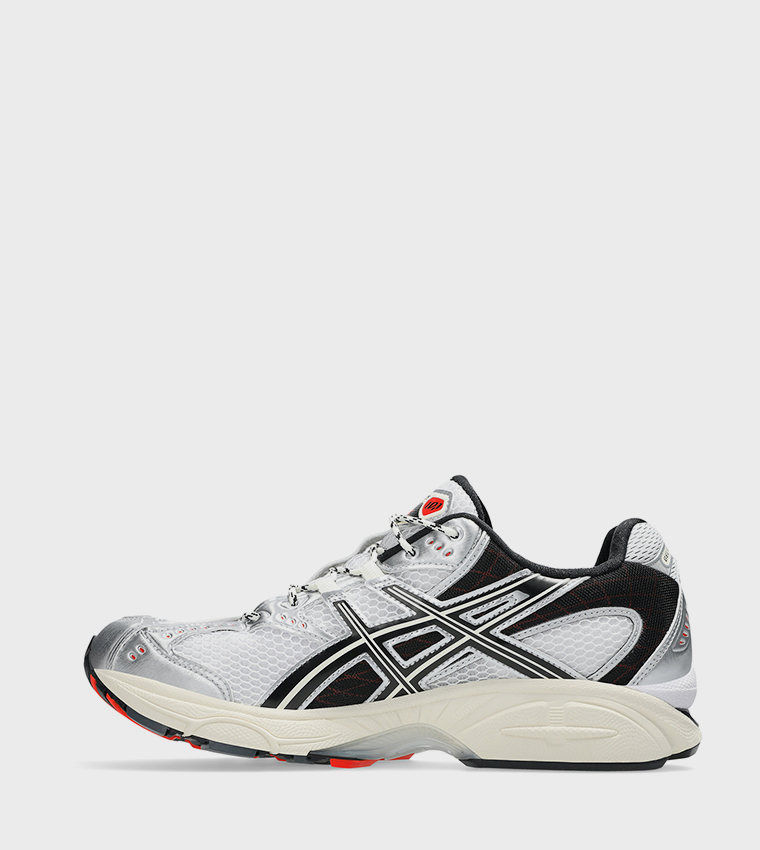 سنيكرز جيل نيمبوس 10.1 برباط