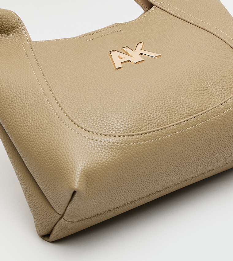 طقم شنط هوبو جلد صناعي بنقشة مونوغرام