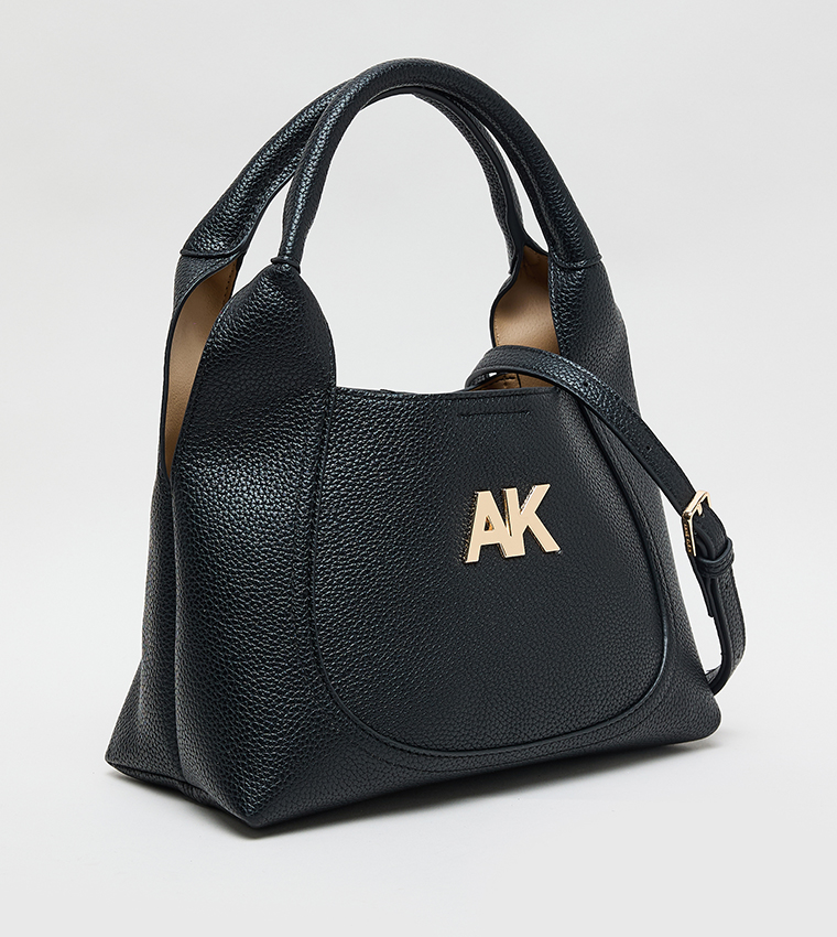 طقم شنط هوبو جلد صناعي بنقشة مونوغرام