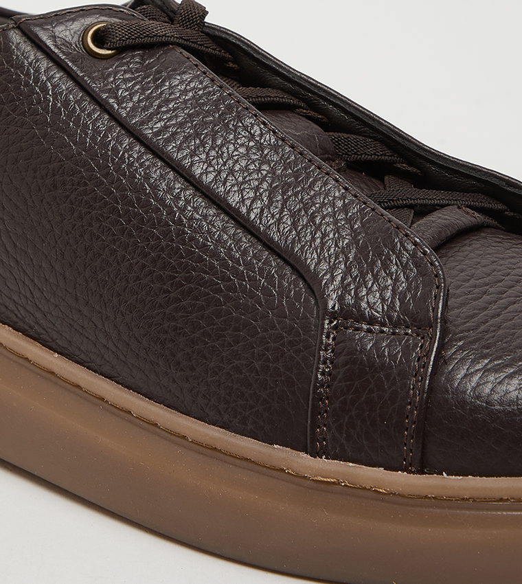 Textured Round Toe Slip-On Shoes