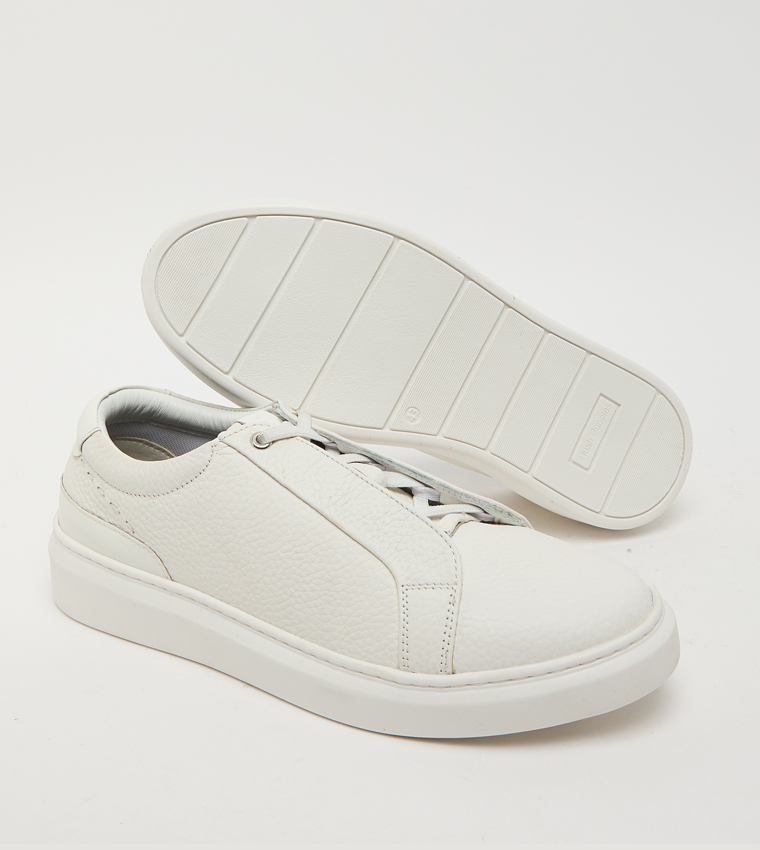 Textured Round Toe Slip-On Shoes