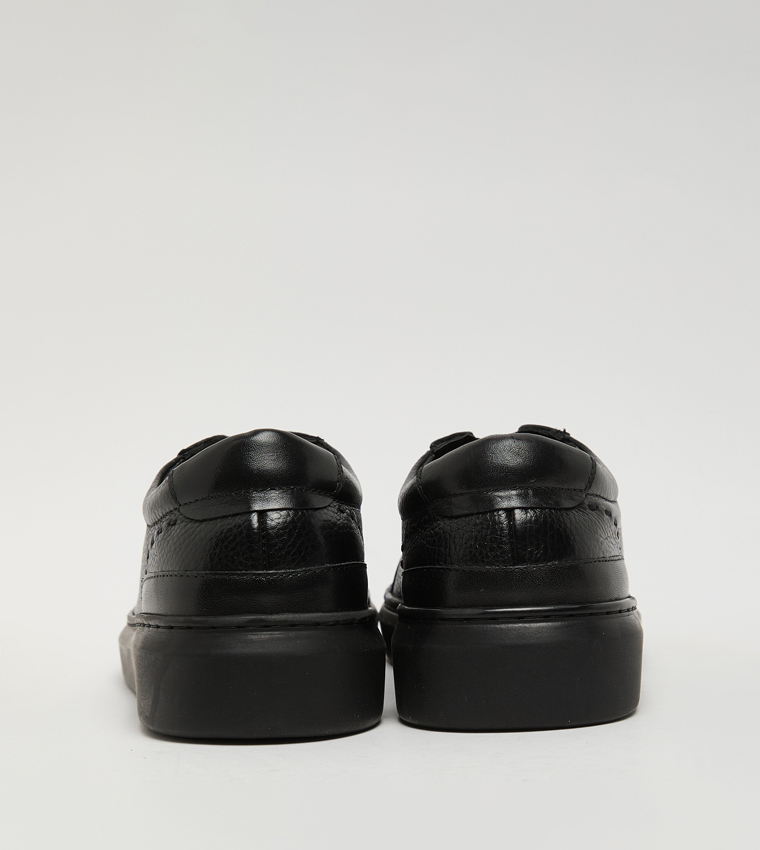 Textured Round Toe Slip-On Shoes