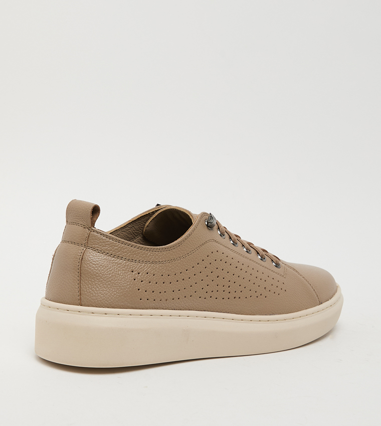 Textured Round Toe Slip-On Shoes