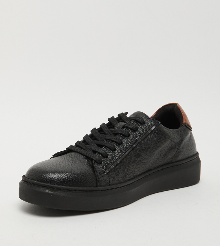Textured Round Toe Lace-Up Sneakers