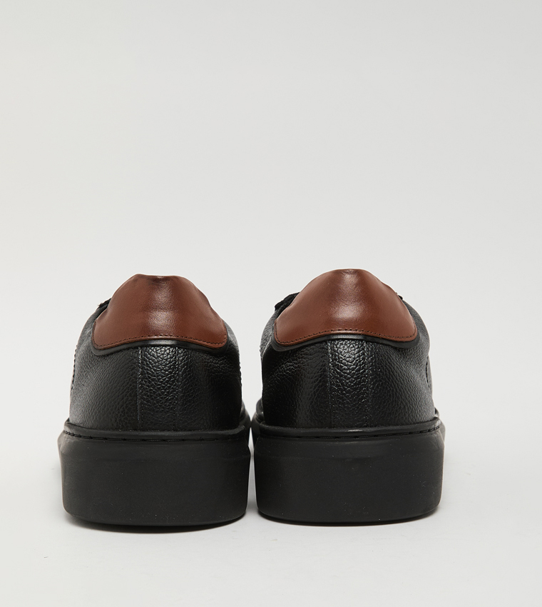 Textured Round Toe Lace-Up Sneakers