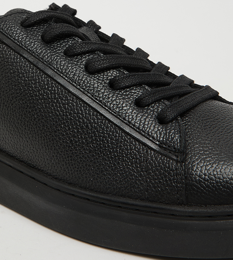 Textured Round Toe Lace-Up Sneakers
