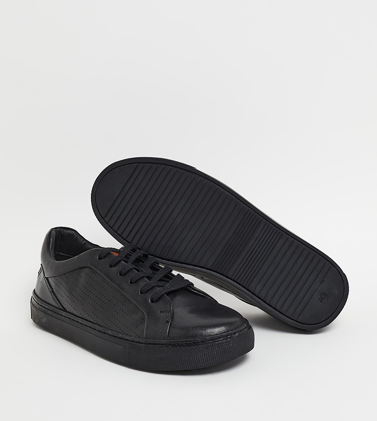 STOCK Solid Lace-Up Shoes