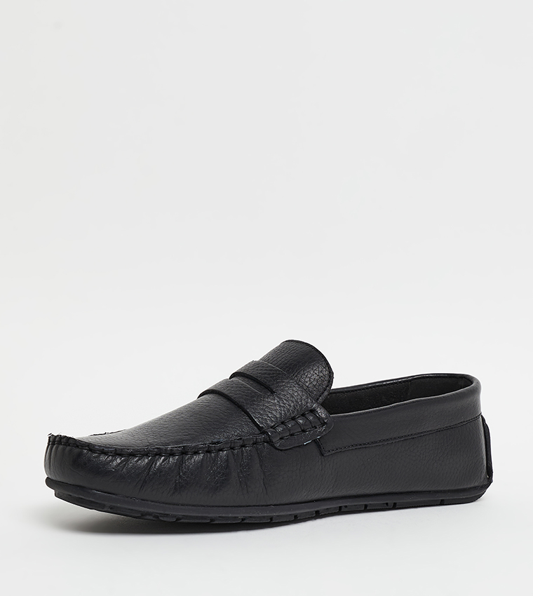 MOCPENNY Solid Moccasins