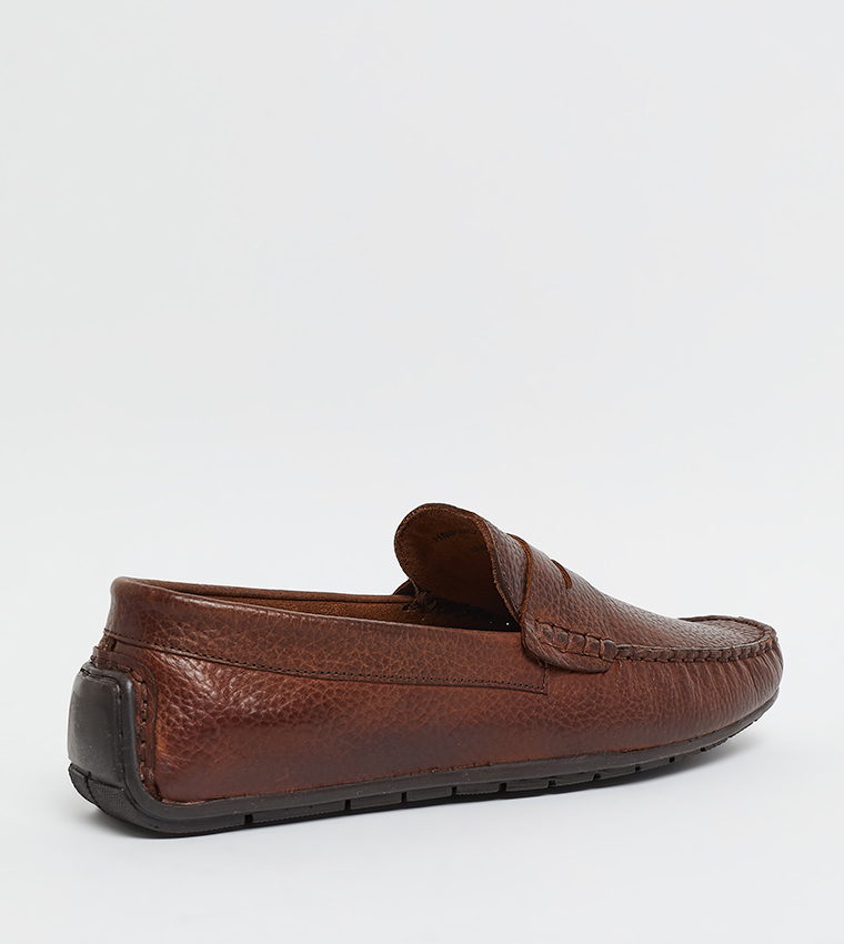 MOCPENNY Solid Moccasins