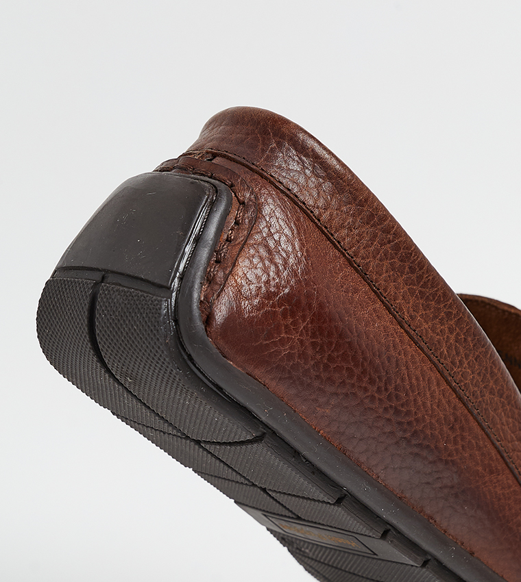 MOCPENNY Solid Moccasins