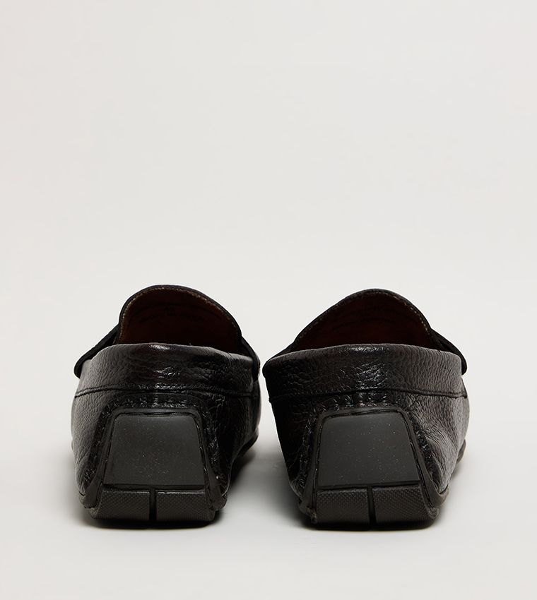 MOCPENNY Solid Moccasins