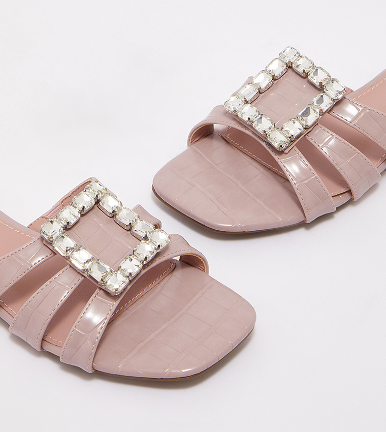ناتشيراليزر  الصنادل المسطحة - وردي Flat Sandals