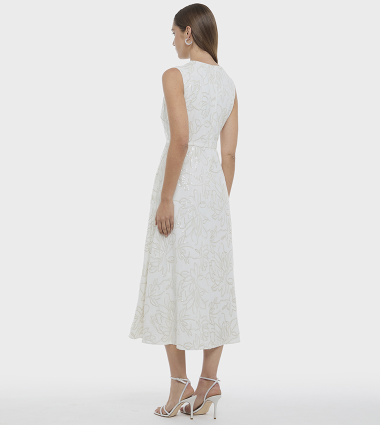 بي سي بي جي  فساتين ميدي  - كريمي  Midi Dresses