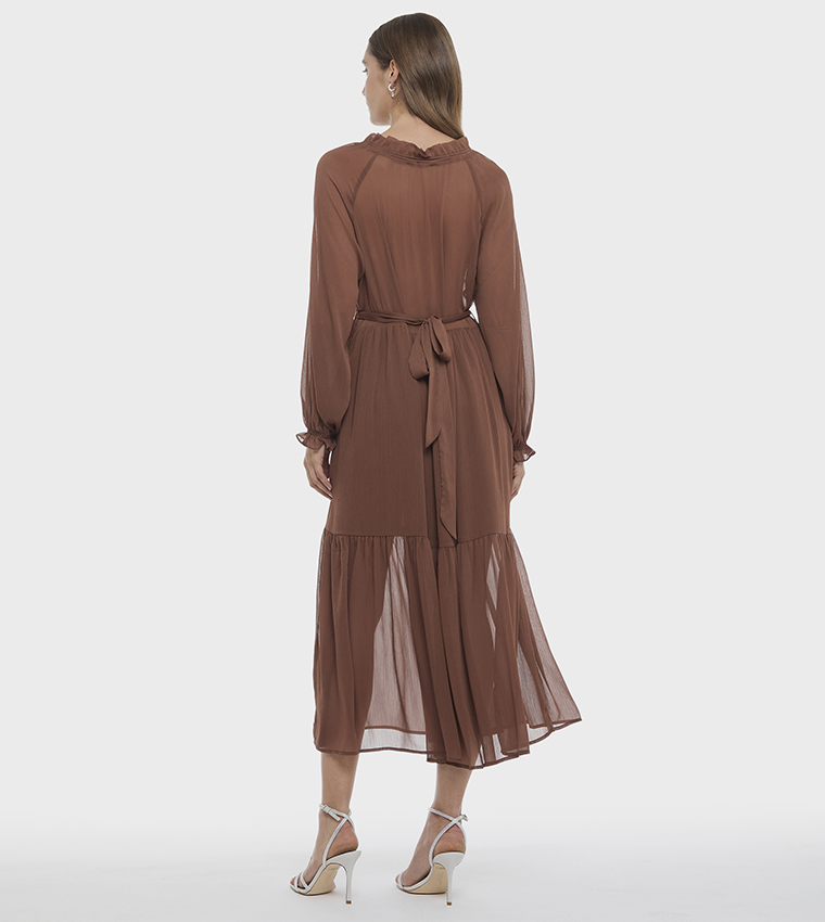 فستان ميدي مطرز كم طويل