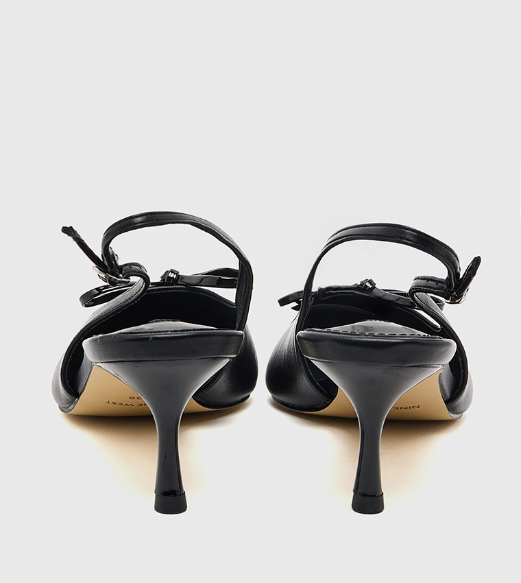 حذاء كعب بفيونكة وحزام خلفي 