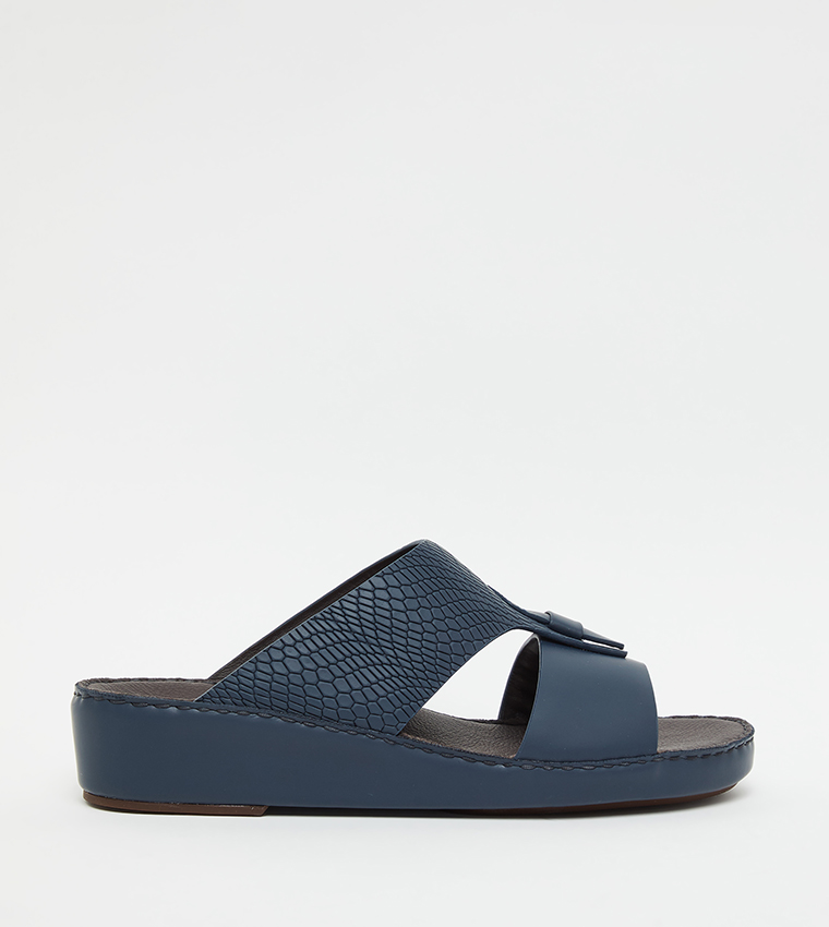 Textured Open Toe Arabic Sandals