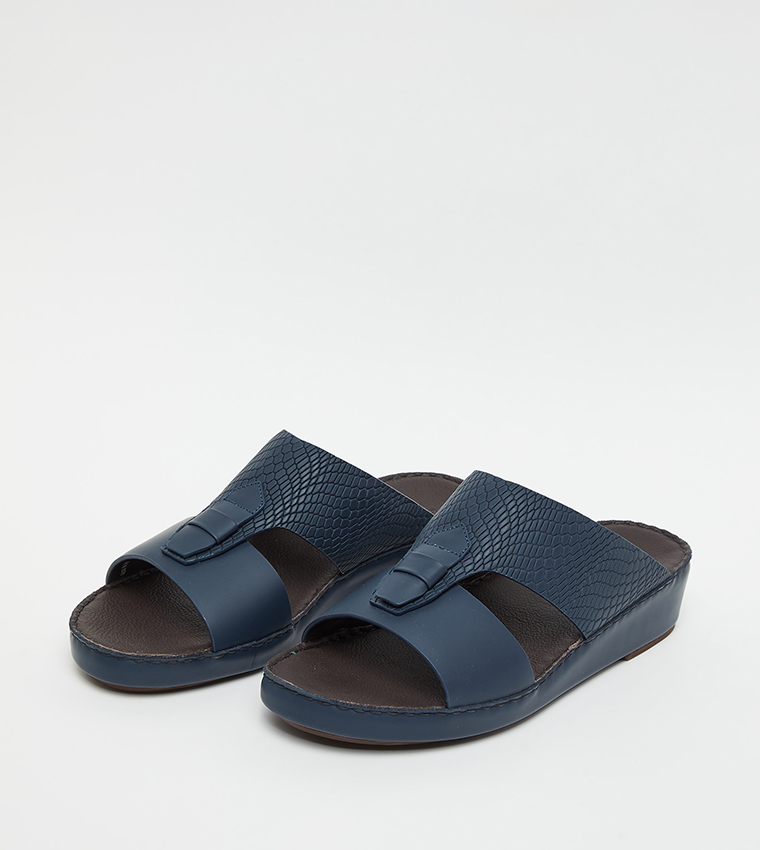 Textured Open Toe Arabic Sandals