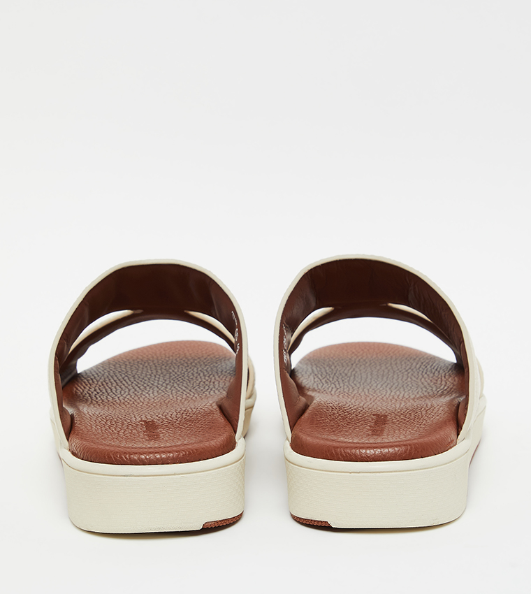ARTM3 05 Textured Arabic Sandals