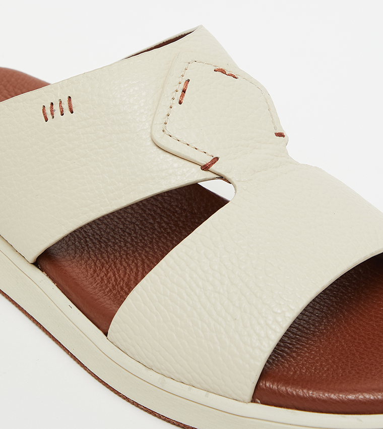 ARTM3 05 Textured Arabic Sandals