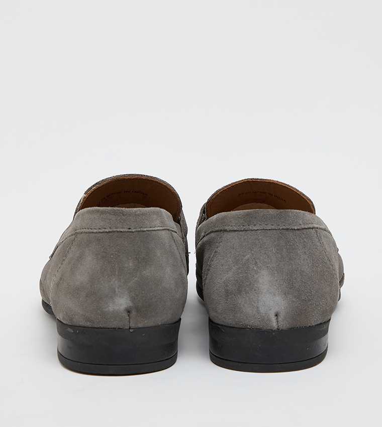 Velvet Metal Detail Loafers