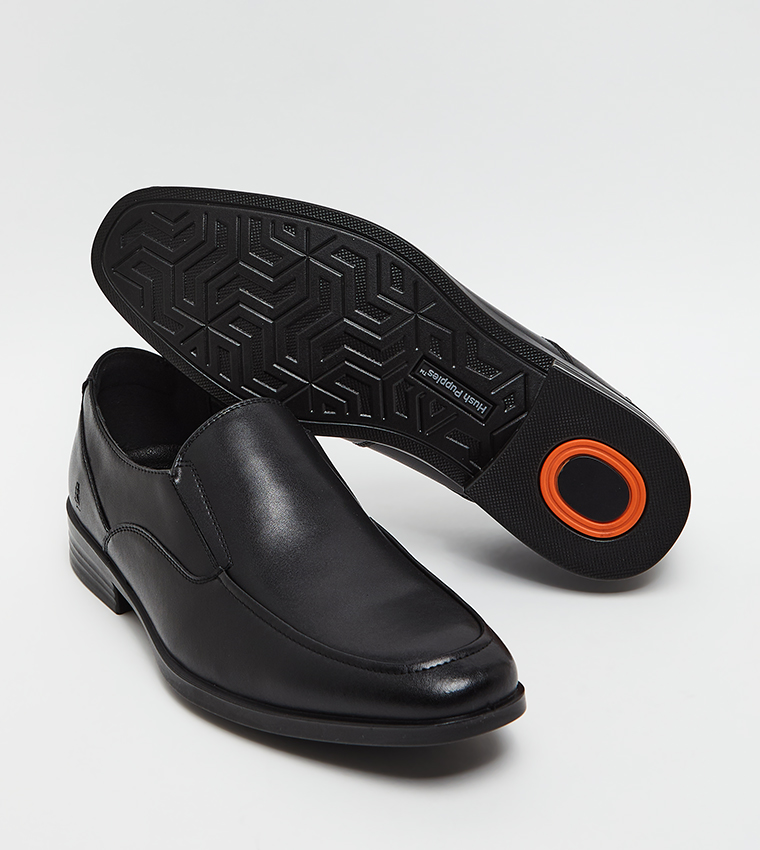 حذاء سليب أون رسمي بمقدمة مستديرة 