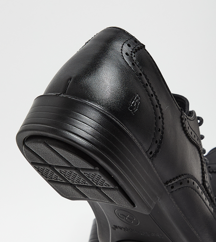 Patterned Round Toe Formal Lace-On Shoes