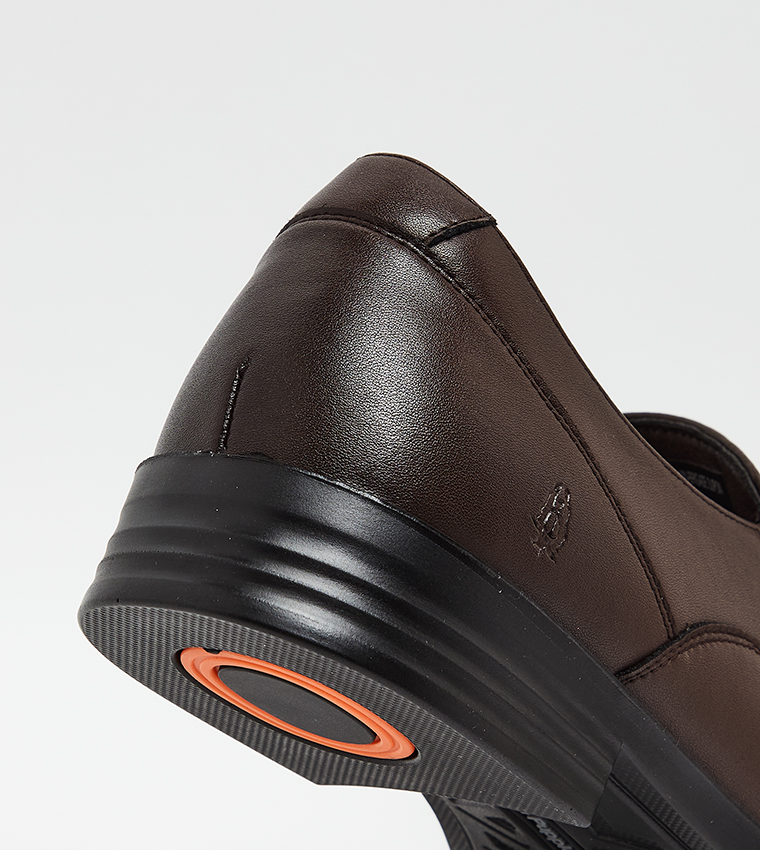 Textured Round Toe Formal Slip-On Shoes