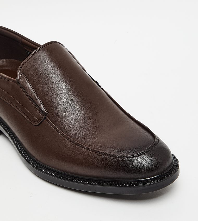 Textured Round Toe Formal Slip-On Shoes