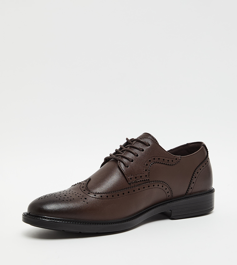 Patterned Round Toe Formal Lace-On Shoes