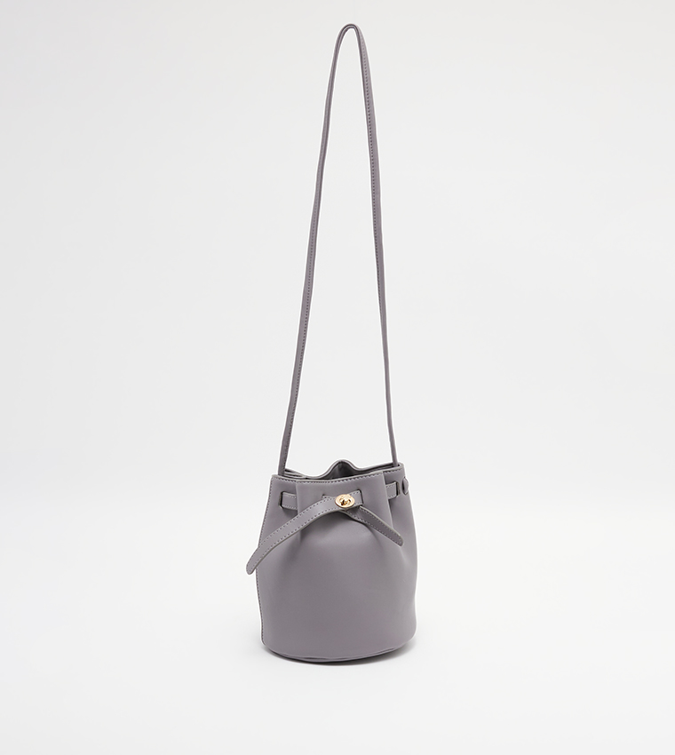 شنطة باكت سادة