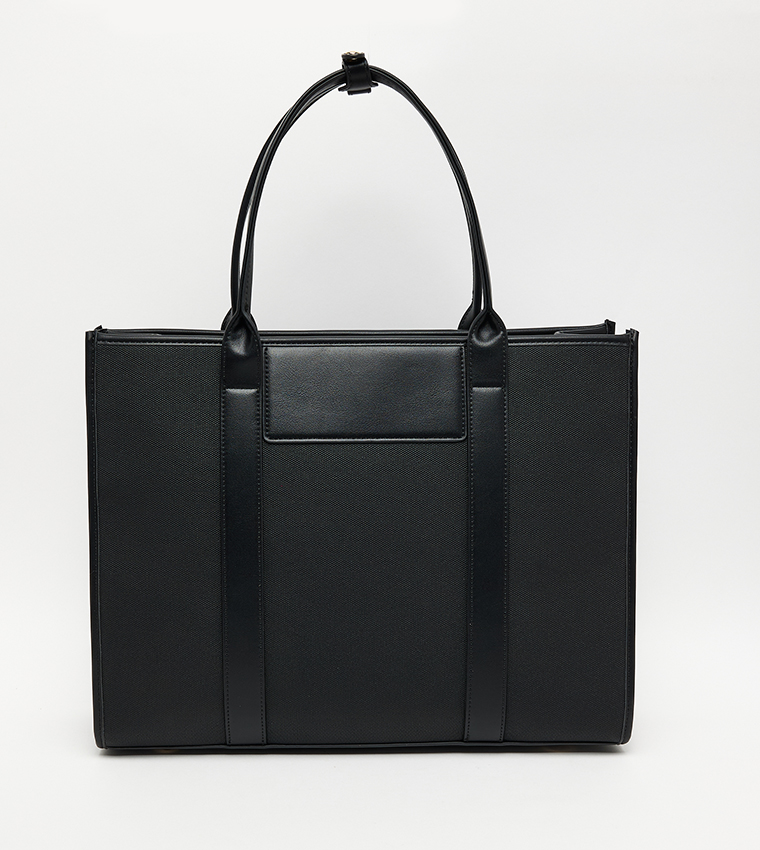Textured Zippered Tote Bag