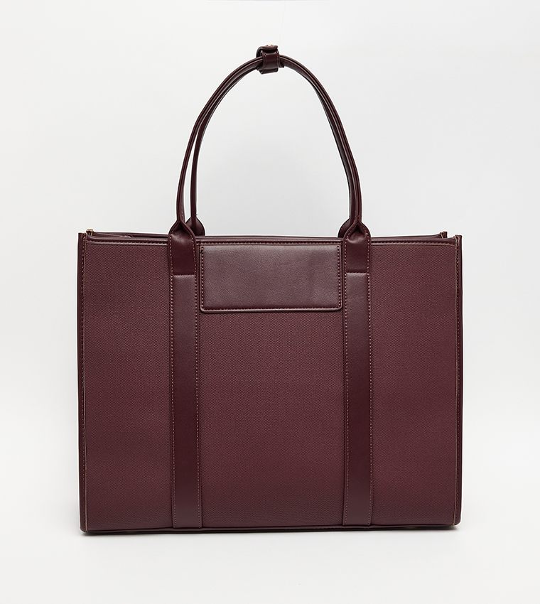Textured Zippered Tote Bag