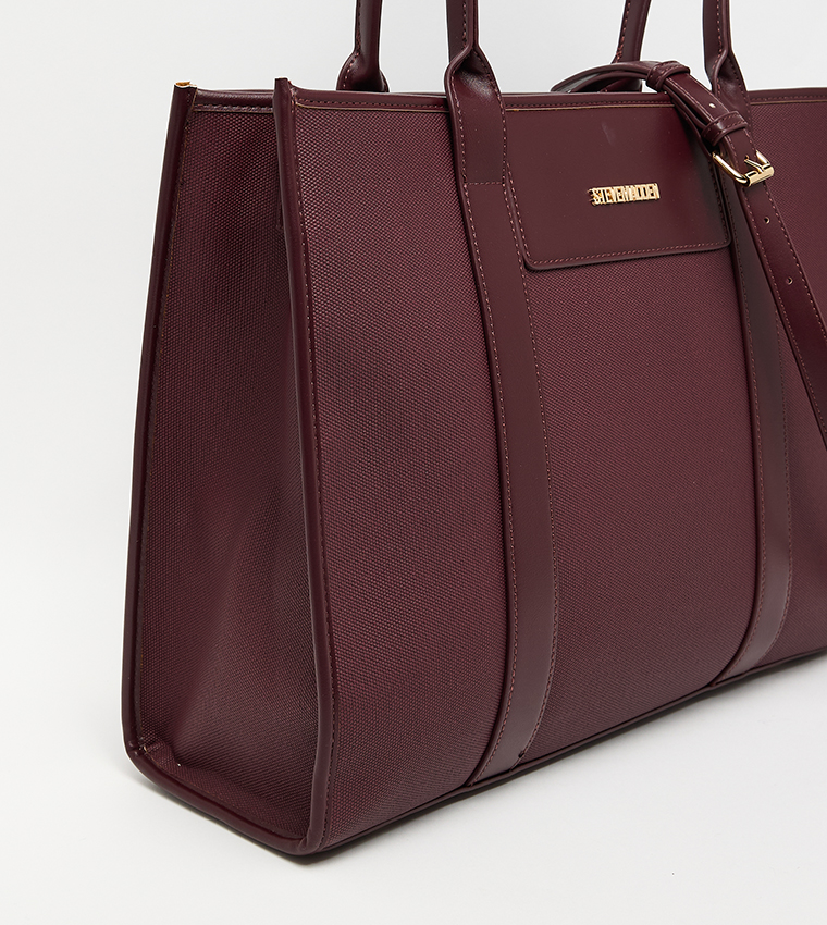 Textured Zippered Tote Bag