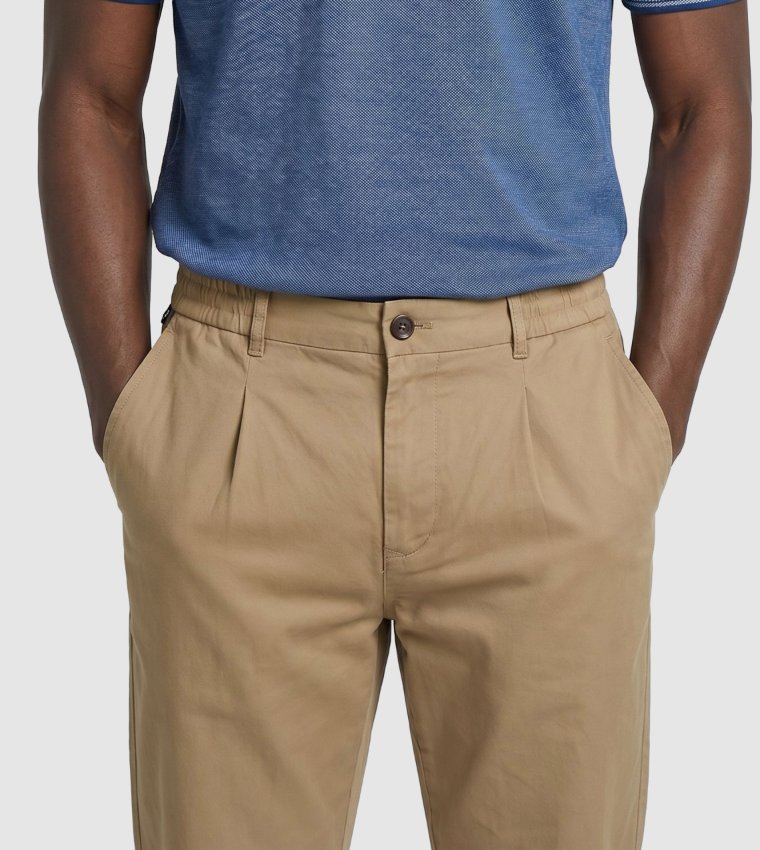 Solid Pleated Detail Loose Fit Pants