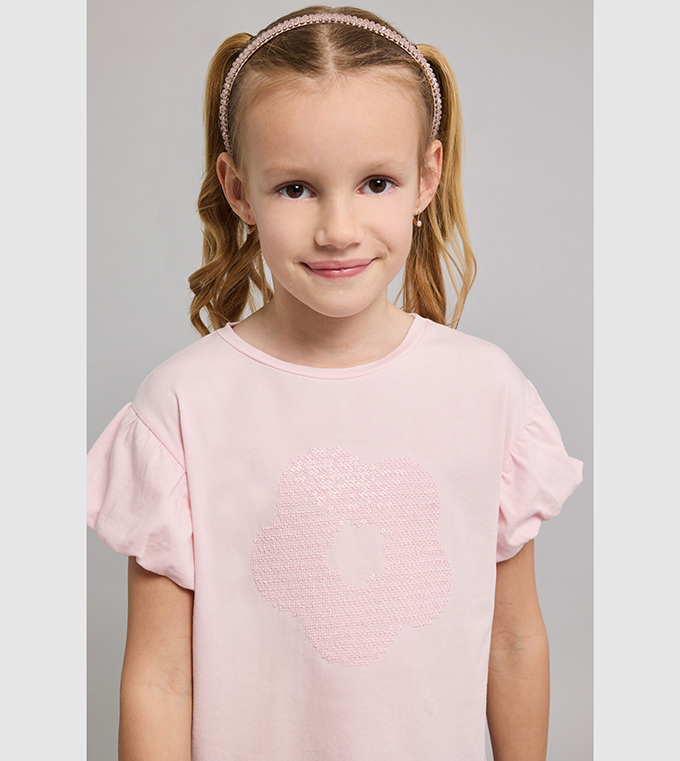 توب مطرز كم باف بقبة مستديرة 