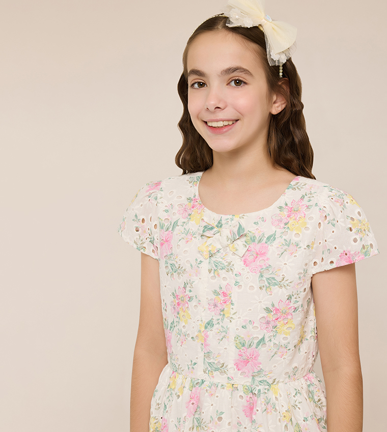 Floral Print Asymmetric Dress with Crew Neck and Short Sleeves