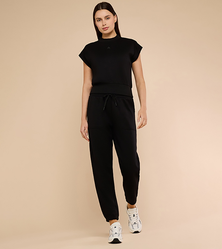 R&B  Cropped Tops - Black Cropped Tops
