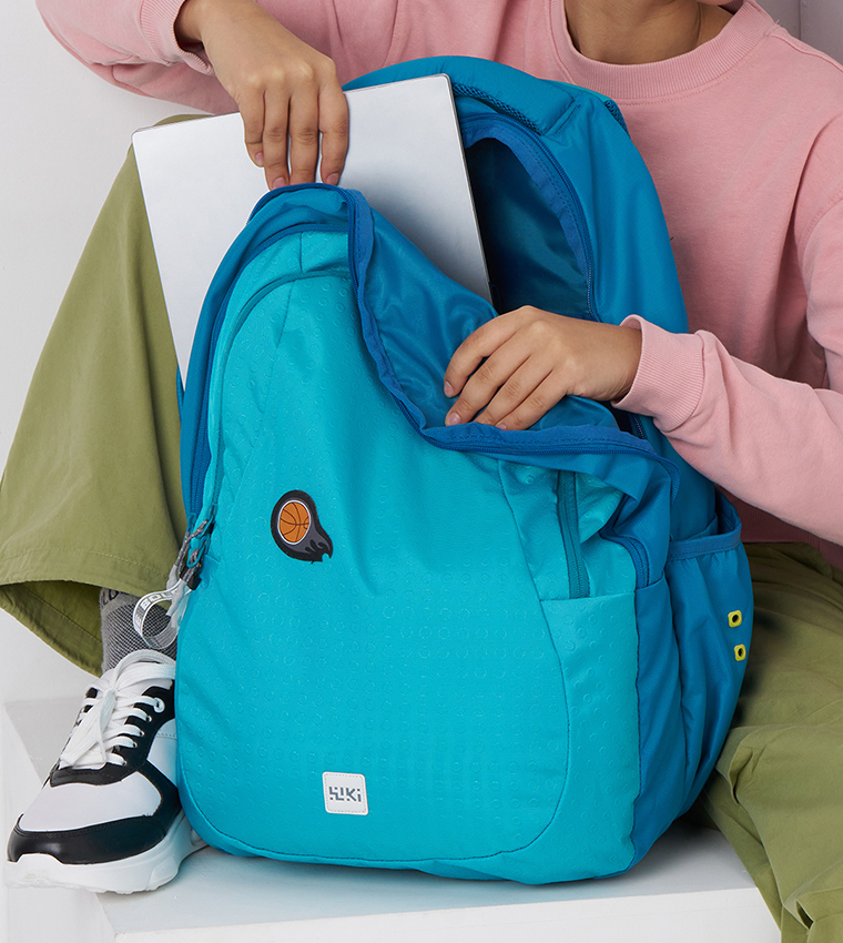 حقيبة ظهر بطبعة 