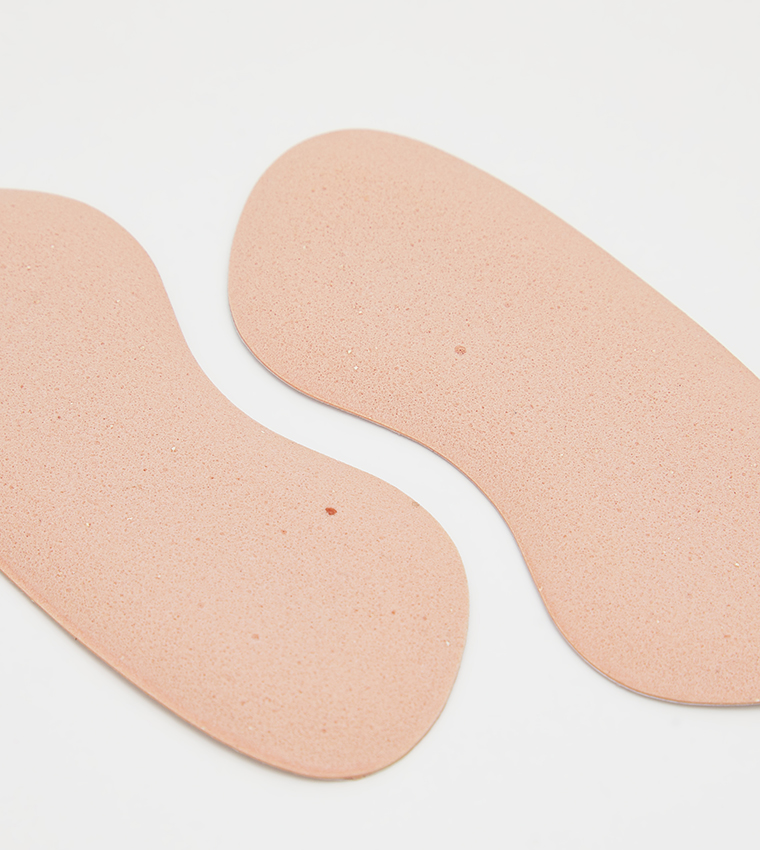 نعل داخلي قابل للإزالة