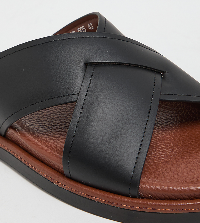 Textured Arabic Sandals